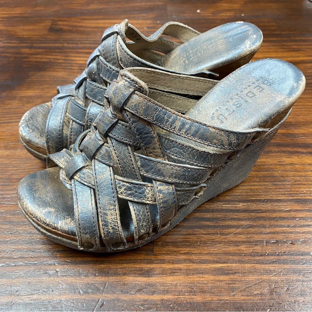 Bed Stu distressed leather wedges size 7.5